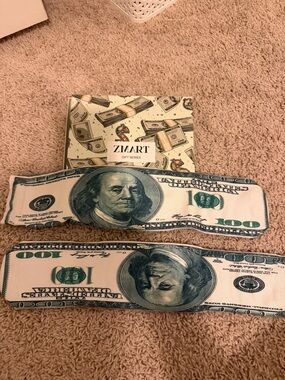 ZMART $100 Bill Novelty socks - Green and White